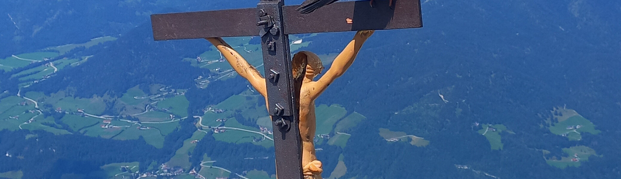 © Markus Mittasch und Eckhard Deflize/Hocheck Gipfelkreuz, Blick auf Ramsau